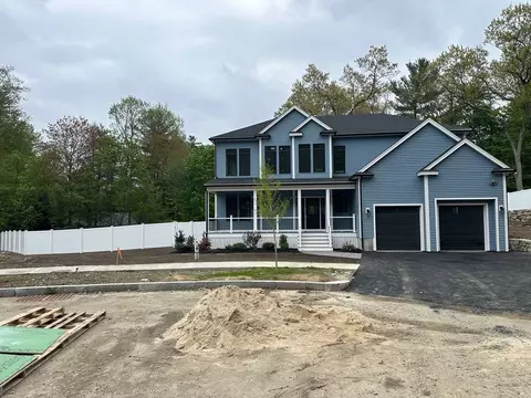 Exterior - 44 Grandview Rd, Reading, MA 01867 photo 4 of 4