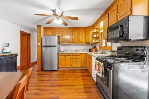 30 Elda Rd, Framingham, MA 01701 photo 8
