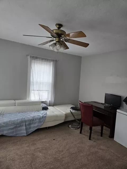 11 Maxwell St, Worcester, MA 01607 photo 6
