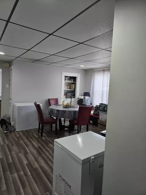 11 Maxwell St, Worcester, MA 01607 photo 12