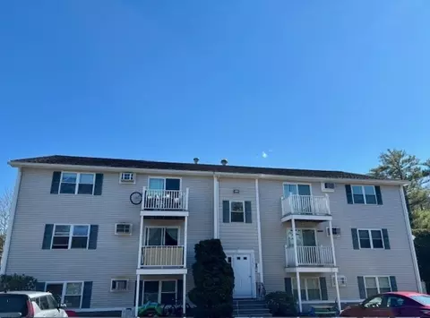 1471 Braley Rd #8, New Bedford, MA 02745
