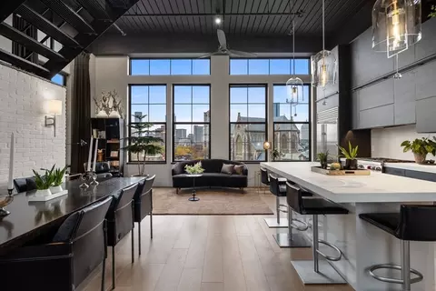 27 Wareham St #PENTHOUSE 6, Boston, MA 02118