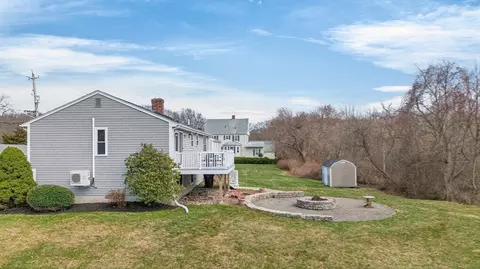 1079 Langley St, Fall River, MA 02720 photo 34