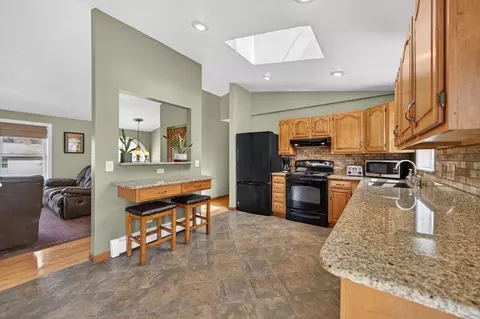 1079 Langley St, Fall River, MA 02720 photo 11