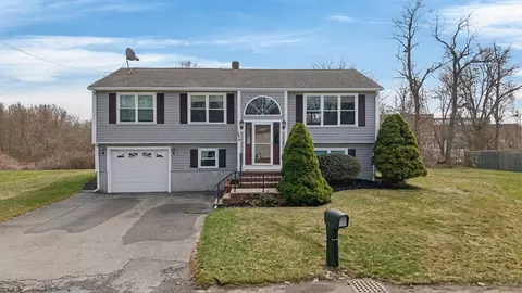 1079 Langley St, Fall River, MA 02720