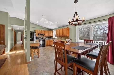 1079 Langley St, Fall River, MA 02720 photo 10