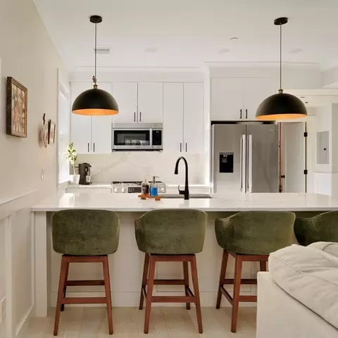 1252 Broadway #4, Somerville, MA 02144