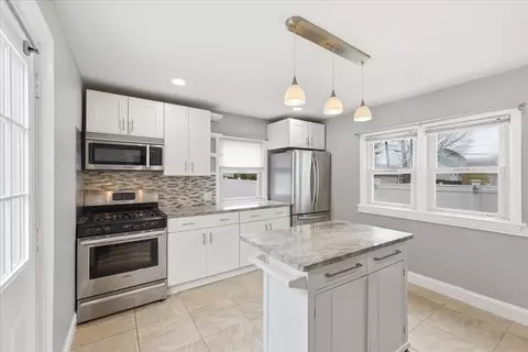 21 Chauncey St, Dedham, MA 02026 photo 18