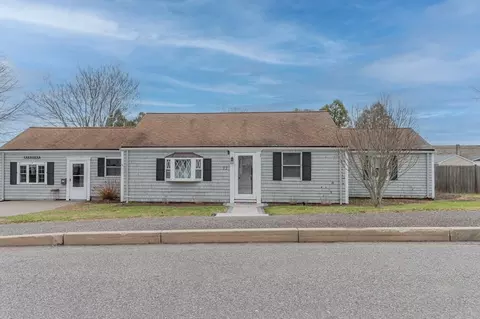 77 French Ave, Braintree, MA 02184