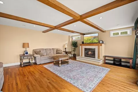 212 Scadding St, Taunton, MA 02780 photo 8