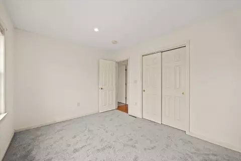 212 Scadding St, Taunton, MA 02780 photo 25