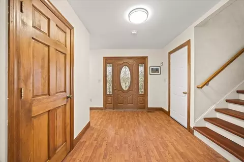 212 Scadding St, Taunton, MA 02780 photo 5