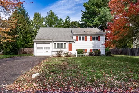 53 Davidson Rd, Framingham, MA 01701 photo 2