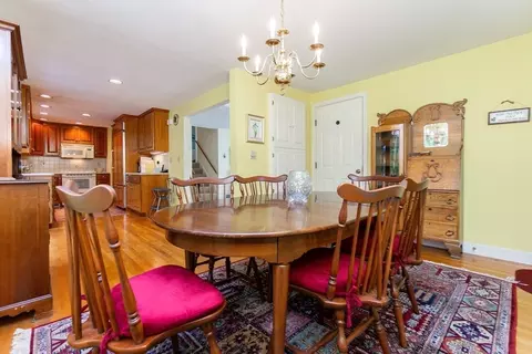 53 Davidson Rd, Framingham, MA 01701 photo 9