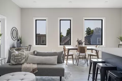 656 Saratoga #207, Boston, MA 02128