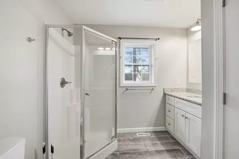 140 Temby St, Springfield, MA 01119 photo 12