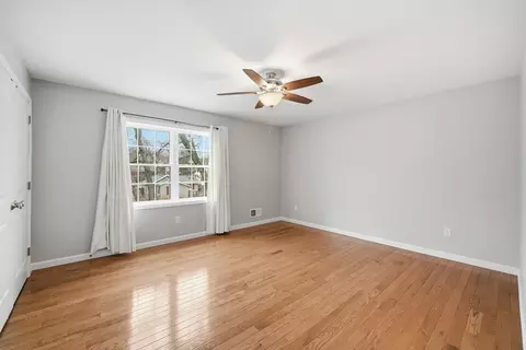 140 Temby St, Springfield, MA 01119 photo 15