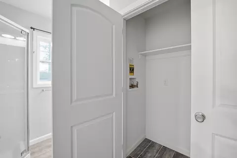 140 Temby St, Springfield, MA 01119 photo 14