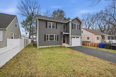 140 Temby St, Springfield, MA 01119 photo 3