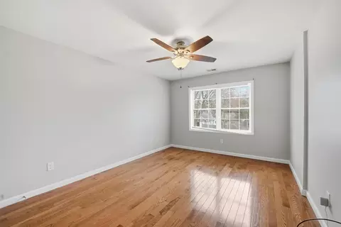 140 Temby St, Springfield, MA 01119 photo 25