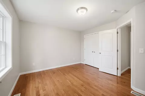 140 Temby St, Springfield, MA 01119 photo 22