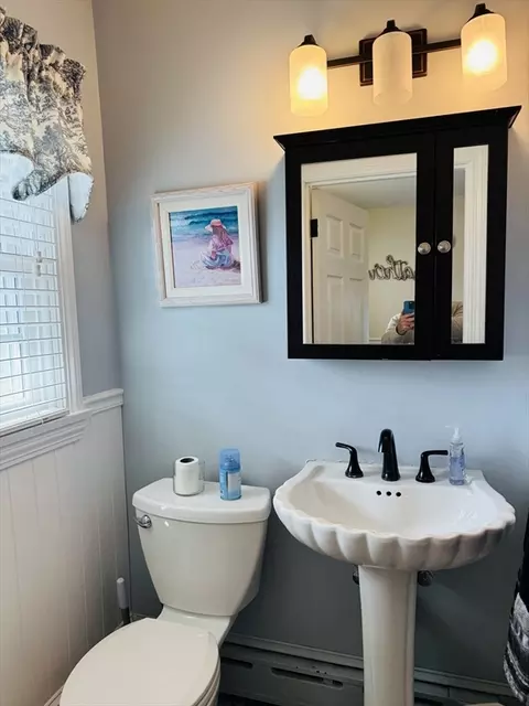 Bath - 649 Stafford Rd, Fall River, MA 02721 photo 1 of 1
