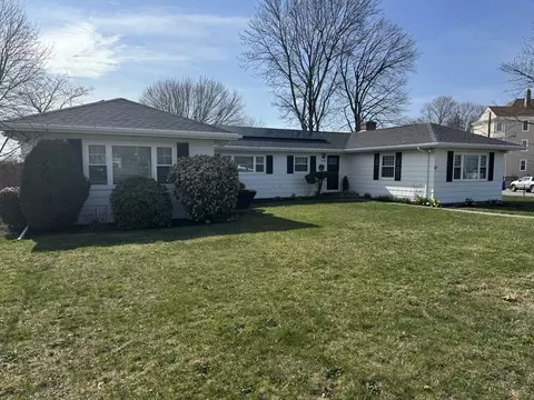 649 Stafford Rd, Fall River, MA 02721