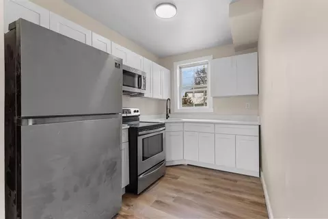 58 Downing St, Fall River, MA 02723 photo 6