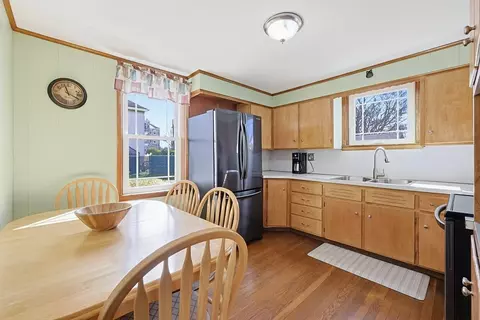1417 Globe St, Fall River, MA 02721 photo 15