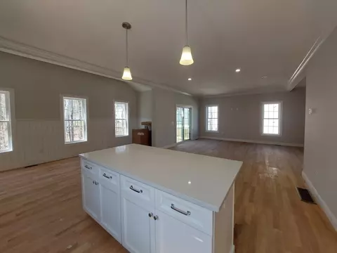 16 Crownshield # C, Uxbridge, MA 01569 photo 5