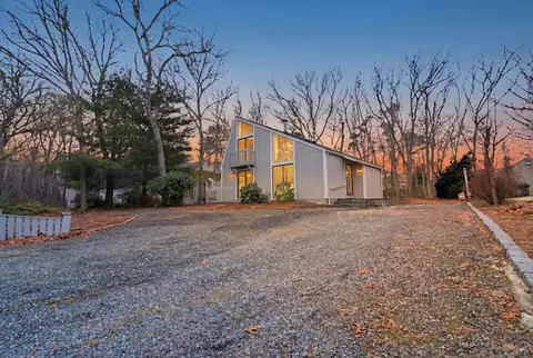 18 Sand Dollar Ln, Mashpee, MA 02649 photo 2