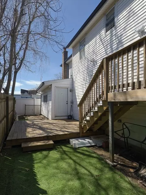 Exterior - 17 Lombard St, Springfield, MA 01105 photo 4 of 5
