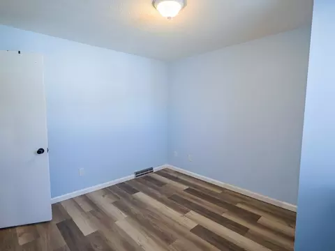 Bedroom - 17 Lombard St, Springfield, MA 01105 photo 2 of 3