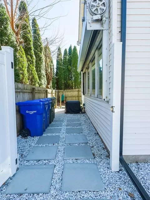 Exterior - 17 Lombard St, Springfield, MA 01105 photo 5 of 5