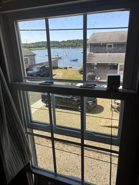 View/Area - 37 Lincoln Hwy, Wareham, MA 02571 photo 2 of 5
