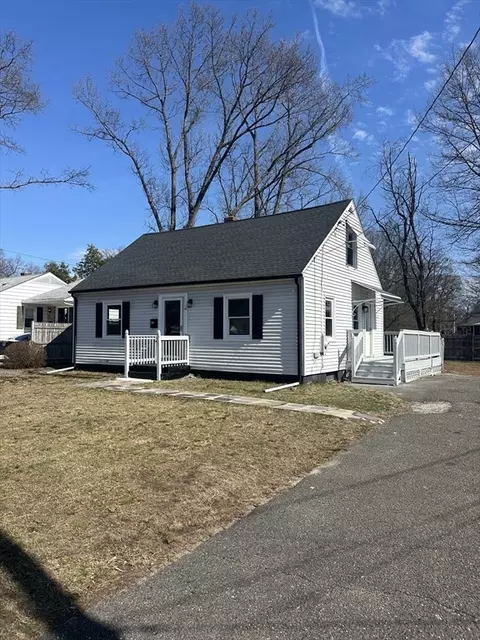 51 E Canton, Springfield, MA 01104