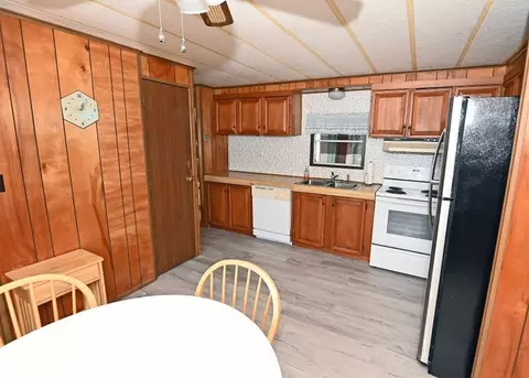 140 Jupiter Cir, Wareham, MA 02576 photo 8