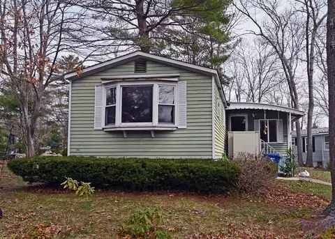 140 Jupiter Cir, Wareham, MA 02576 photo 3