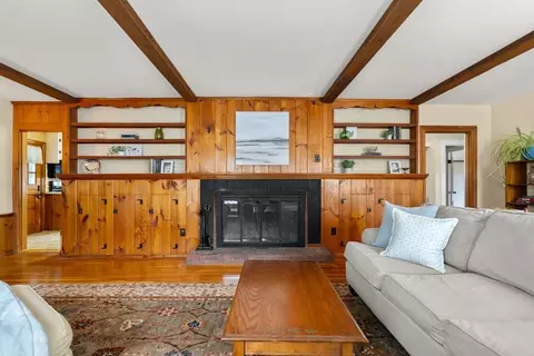 1 Walker St, Maynard, MA 01754 photo 4