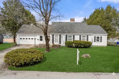 1 Walker St, Maynard, MA 01754