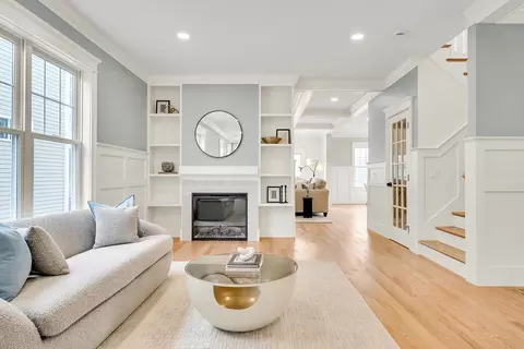 232 Lincoln St, Lexington, MA 02421