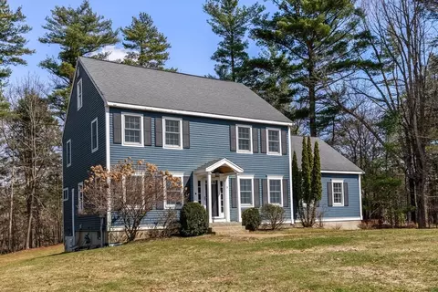 5 Captain Pierce Dr, West Newbury, MA 01985