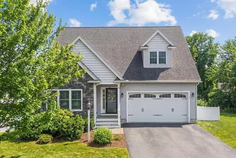 36 Empire Dr, North Andover, MA 01845