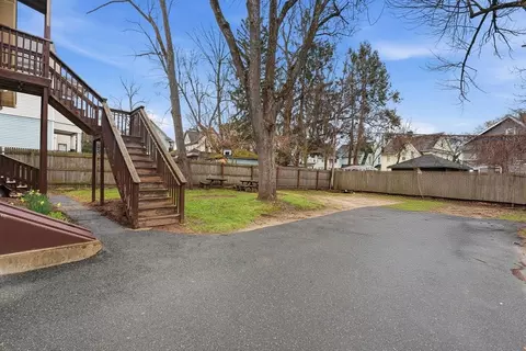 127 Orange St, Springfield, MA 01108 photo 32