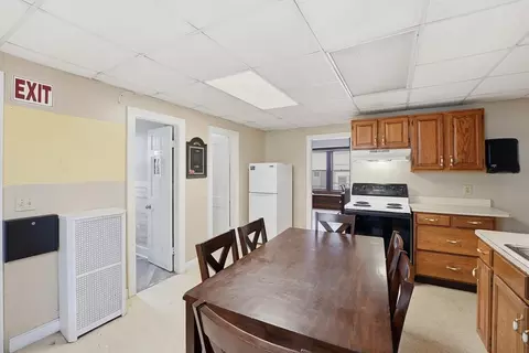 127 Orange St, Springfield, MA 01108 photo 13