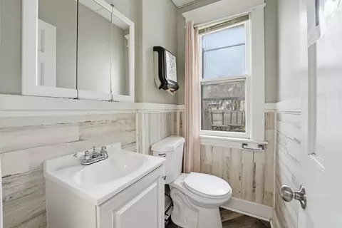 127 Orange St, Springfield, MA 01108 photo 16