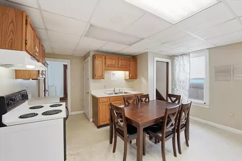 127 Orange St, Springfield, MA 01108 photo 14