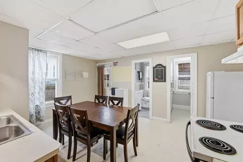 127 Orange St, Springfield, MA 01108 photo 15