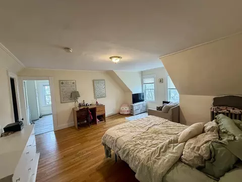 Bedroom - 3 Lee St, Somerville, MA 02145 photo 2 of 2