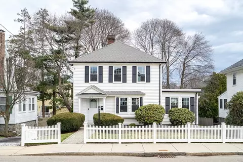 141 Church St, West Roxbury, MA 02132